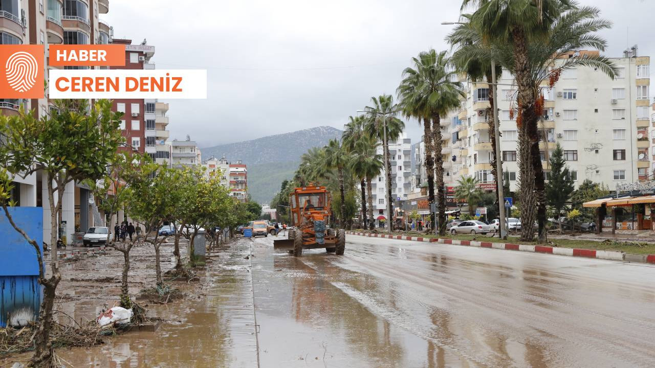 Antalya’da facia yolda: Ovalarda, sığ suda binalar yükseliyor